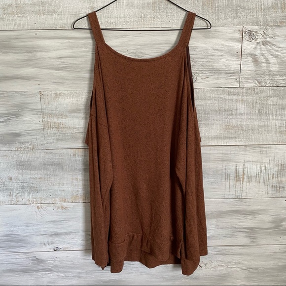 1.4.3. Story By Lineup Brown Cold Shoulder Sweater - Picture 6 of 7